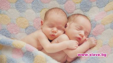 14-годишна от Сливен роди сиамски близнаци
