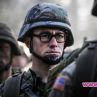 Гледайте Сноудън, за да разберете в какъв филм живеем