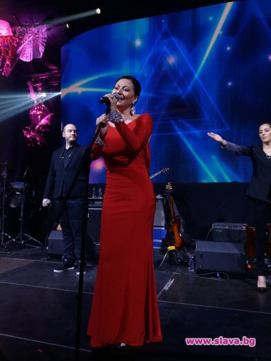 Цеца пя за Ветко и Маринела Арабаджиеви