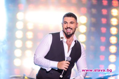 Фики събира фенове в София