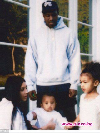 И Ким пусна коледна снимка... с Кание