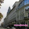 Скандално вдигат 2 етажа над хотел България, застрояват градината