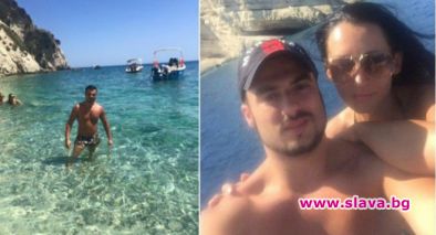 Дежна води бебето на море