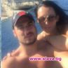 Дежна води бебето на море
