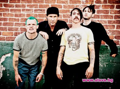Red Hot Chili Peppers спират с турнетата