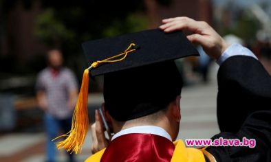 EС: Закрийте 44 ВУЗ-а