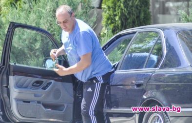 Краси Радков се намести в дом за 215 бона