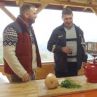 Андре Токев и Събин Ранков опитват автентично родопско чеверме 