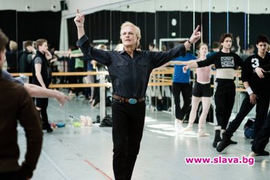  Ръководителят на Нюйоркския балет подаде оставка