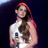 Лана дел Рей се разплака по време на концерт
