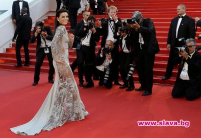 Край на селфитата на червения килим в Кан