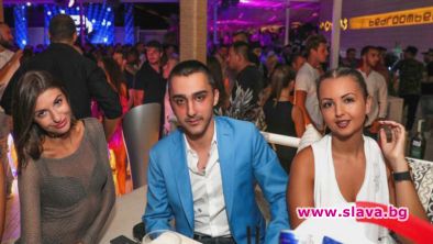 Батков отрича връзка с Отварачката 