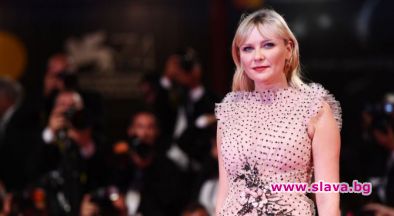 Кирстен Дънст роди момченце