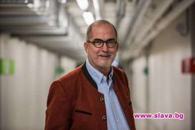 Скитащият проповедник на Интернет идва в България 