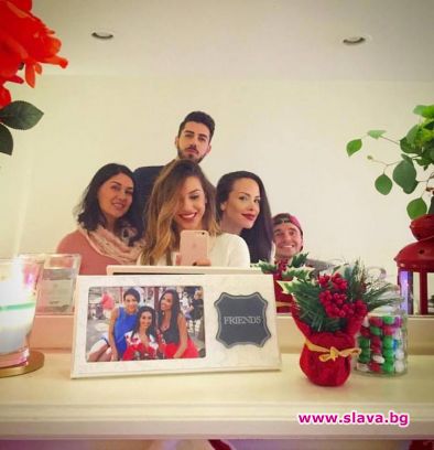 Мис 2002: Правя бизнес в Холивуд