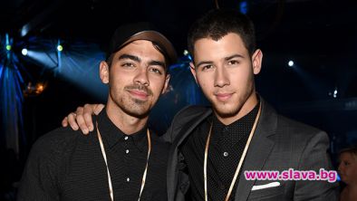 Ник Джонас организира ергенското парти на Джо