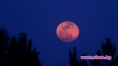 Кървавата луна този месец - най-дългото лунно затъмнение на 21-ви век