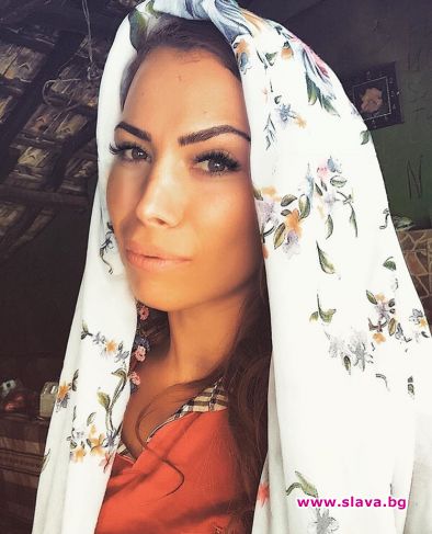 Анастасия вдигна курбан за здраве на бебето си