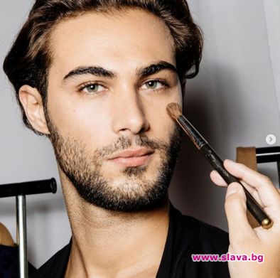 Chanel с първата линия мъжки гримове от 1-ви септември и това е само началото, момчета!