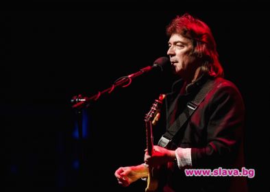 Легендата Steve Hackett с концерт в София