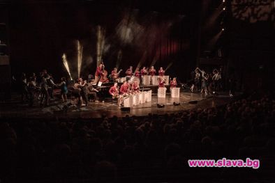 Swing Dance Orchestra ще звучат в НДК