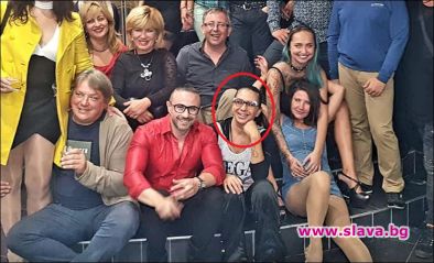 Анита Мейзер бръмчи по купони до зори