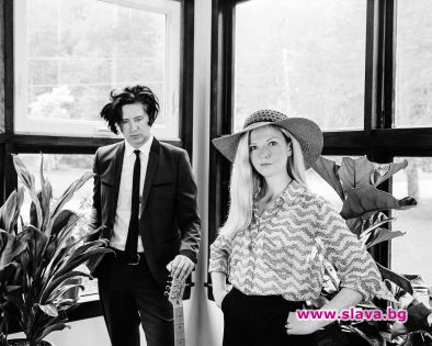 Still Corners стартират турнето си от София