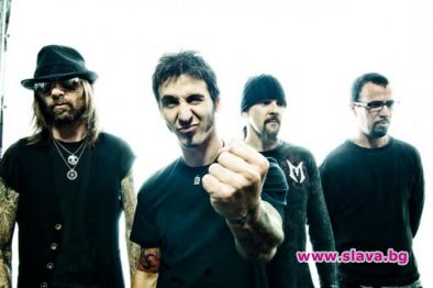 Черен петък за концерта на Godsmack