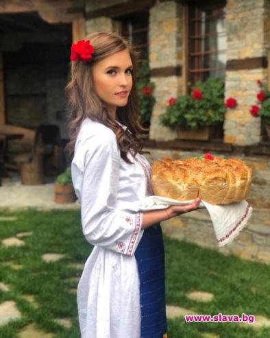Калина Митева протяга ръка към короната на Мис Свят