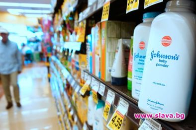 Johnson & Johnson знае за азбеста в бебешката пудра от десетилетия