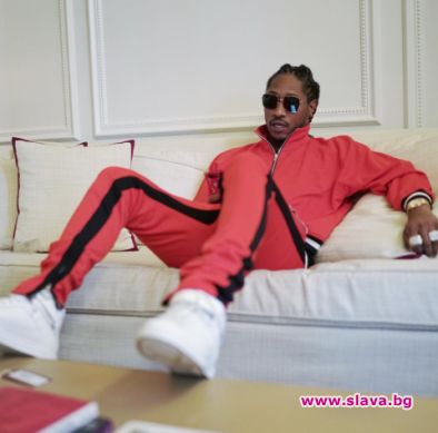 Рапърът Фючър гушна пета рожба 