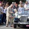Принц Чарлз и Камила с 66-годишен MG TD по улиците на Хавана