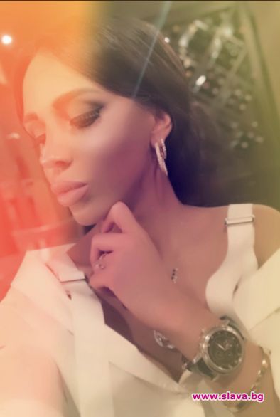 Виктория Петрова се омъжи тайно