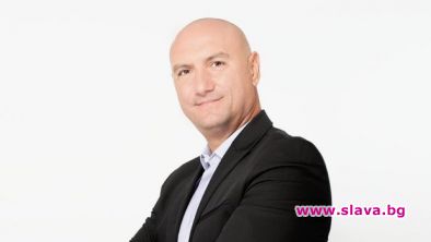Емо Чолаков скъса джоба