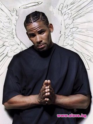 Ар Кели пак с обвинение