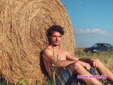 Актьор с почивка на Бали