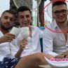 Синът на шеф Манчев черпи с шампанско за 500 лева