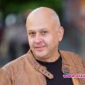 Стефан Рядков се друса с трамвая