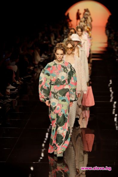 Fendi представи първа колекция без Карл Лагерфелд