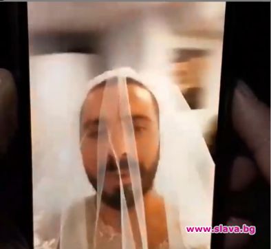 Гримьорът Цецо се прави на булка