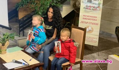 Деси Фотосесията с благотворителна акция в помощ на малката Катя