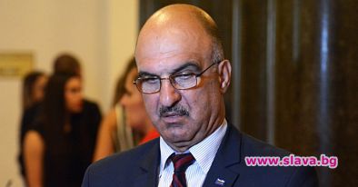 Депутат от НФСБ към журналистка: Вие с какво бельо дойдохте?
