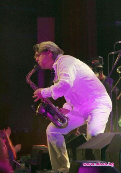 Почина един от основателите на Акага