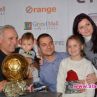 Стоичков радва феновете си по Коледа