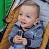 Фенове скочиха срещу Петканови, детето им позира с водка