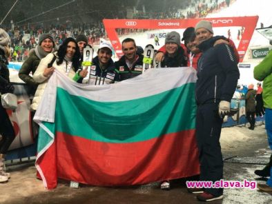 Семейството отново подкрепи Алберт Попов