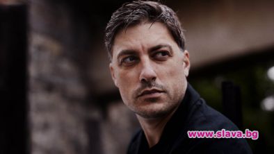 Карамазов става учител