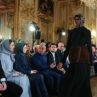 Чеченската 1ва дъщеря с ревю в Париж