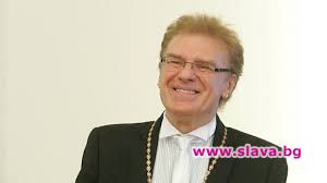 Васил Найденов се пенсионира