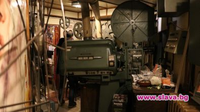 Боливуд подновява снимките